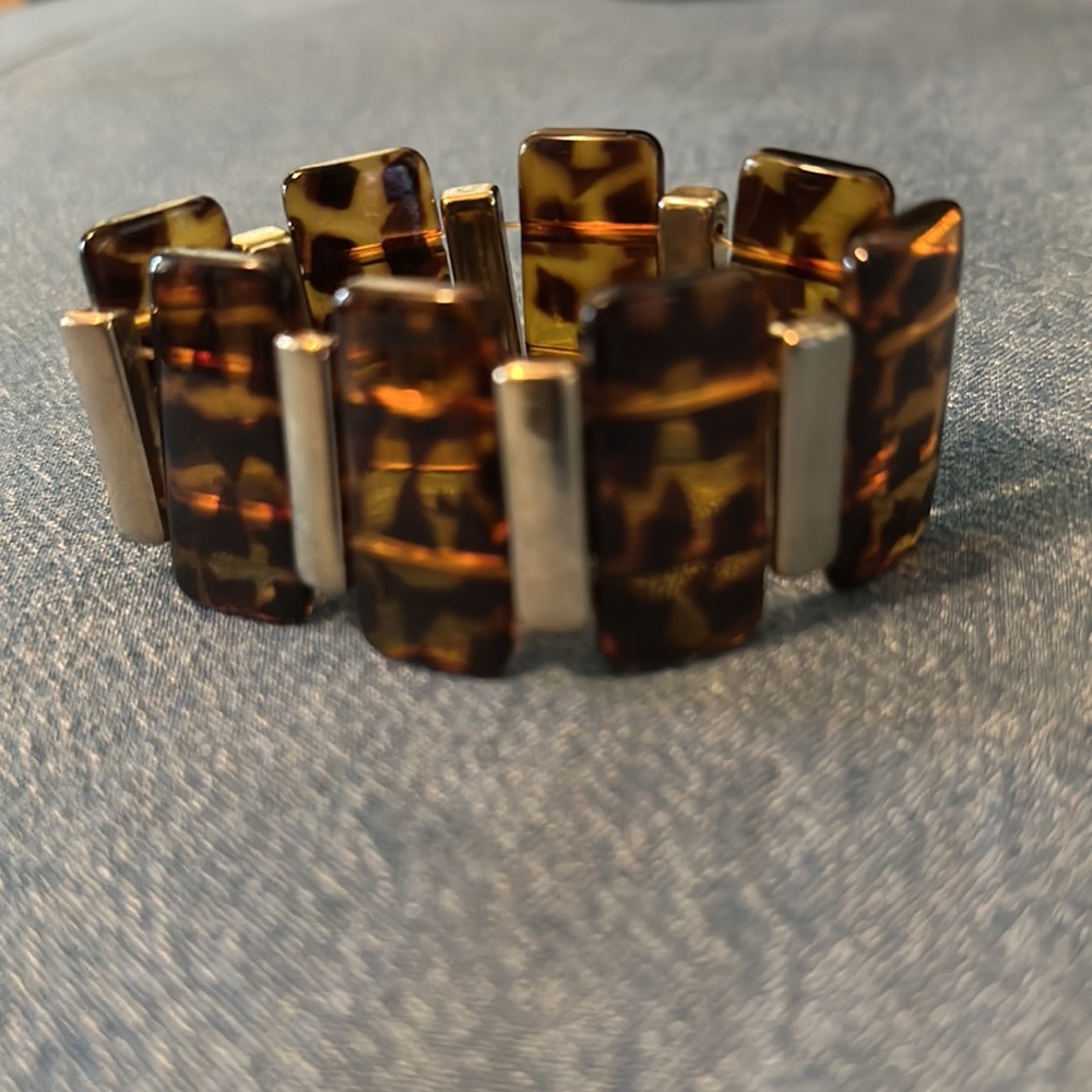 Bracelet - Picture 3 of 3